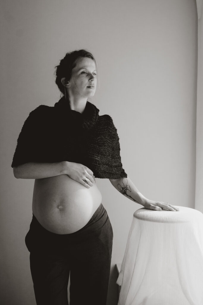 zwangerschapsshoot studio Nijmegen fine art Lieke van mil