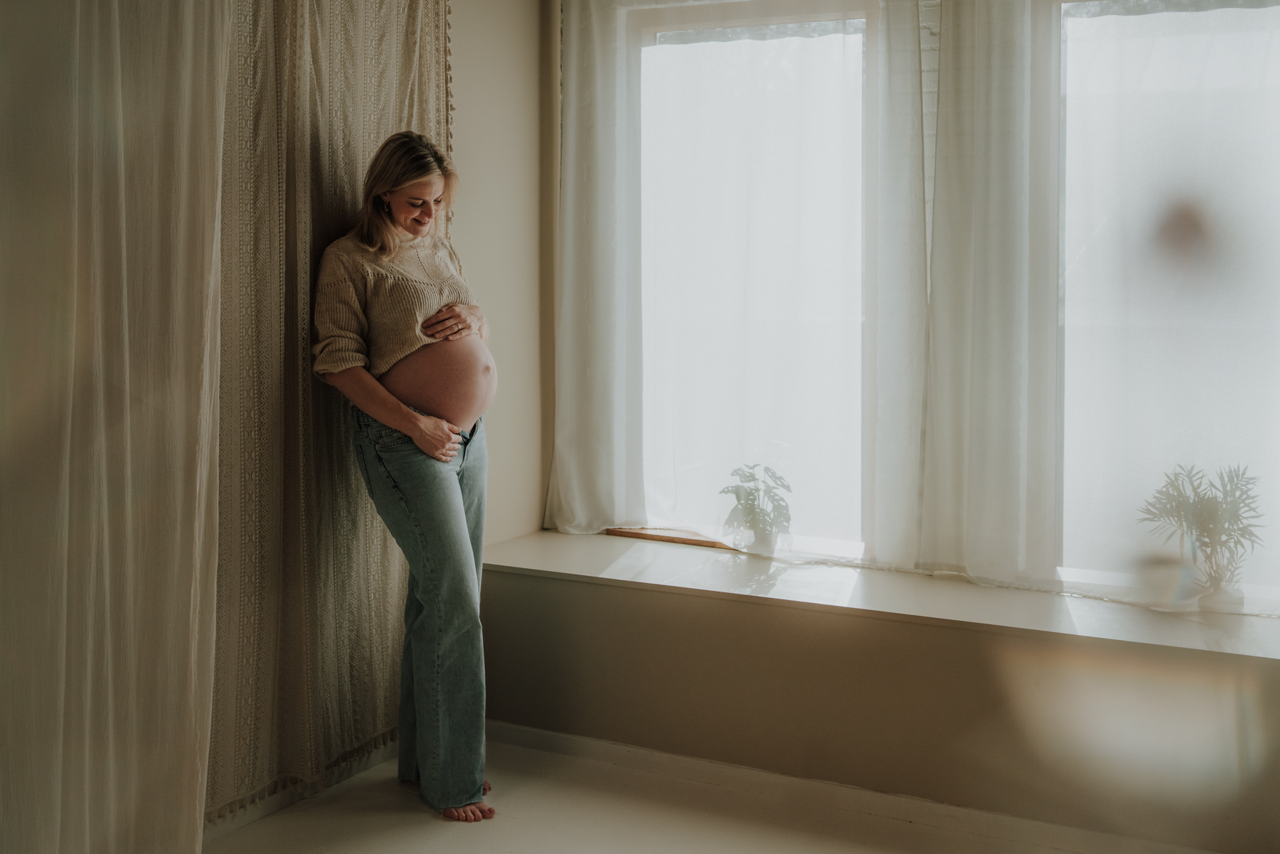 zwangerschapsshoot Arnhem Nijmegen studio daglichtstudio fotostudio