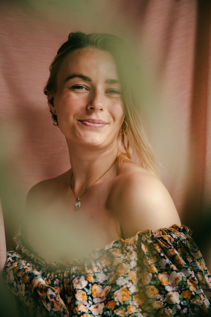 Empowerment fotoshoot vrouw portret lieke van mil fotografie nijmegen arnhem