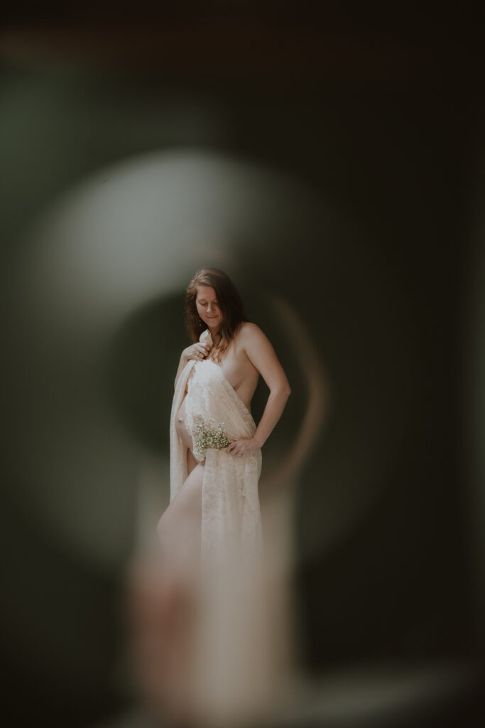 zwangerschapsshoot studio Nijmegen fine art Lieke van mil